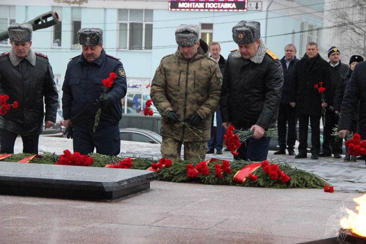 В День Неизвестного солдата ивановские росгвардейцы почтили память павших в годы Великой Отечественной войны