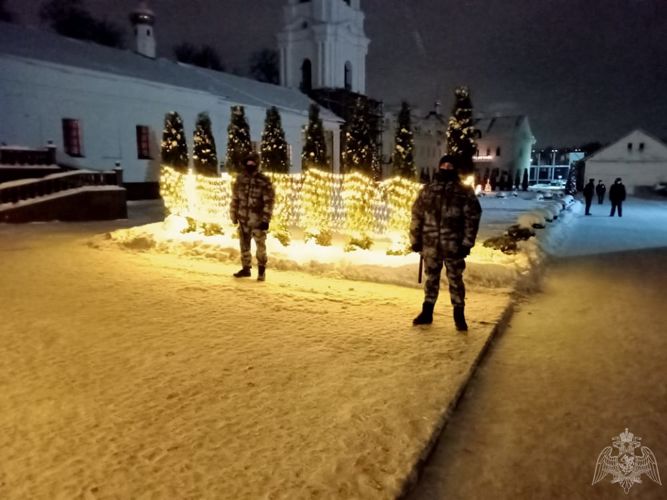 Порядок в ночь на Рождество обеспечили более 120 сотрудников Росгвардии в Ивановской области