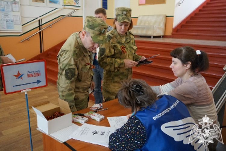 В Иванове росгвардейцы приняли участие в акции «Диктант Победы»