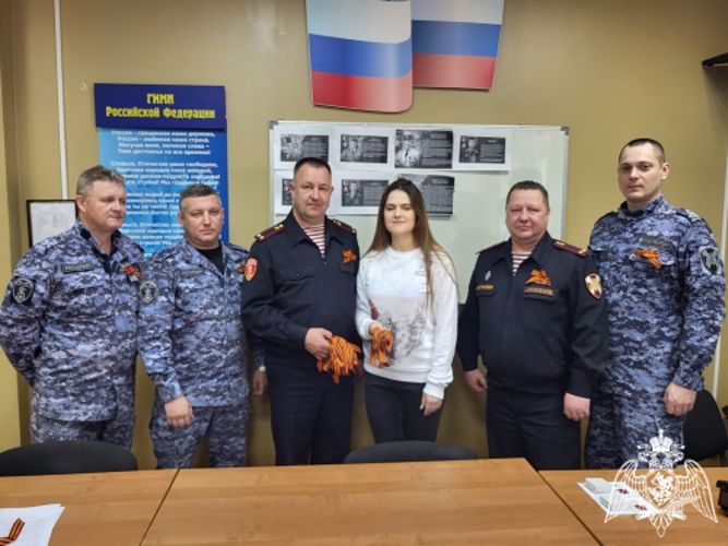 В Иванове росгвардейцы дали старт патриотической акции «Георгиевская ленточка»