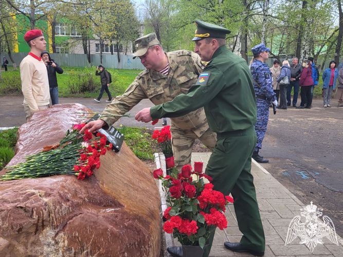 В Иванове открыли мемориальную доску в память о погибшем офицере Росгвардии