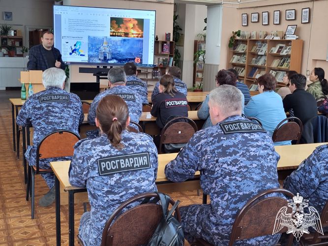 В Иванове состоялась встреча росгвардейцев с представителем Российской академии наук