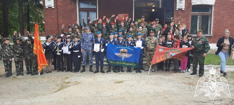 В Шуе сотрудники Росгвардии приняли участие в качестве судей на военно-спортивной игре «Зарничка»