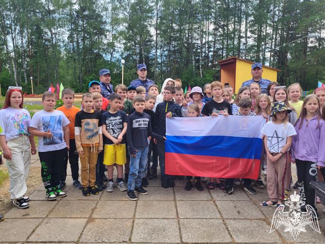 В Иванове школьники проводят каникулы с Росгвардией