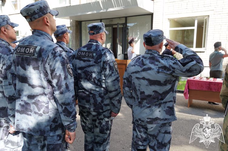 В Иванове отличившимся росгвардейцам вручили госнаграды
