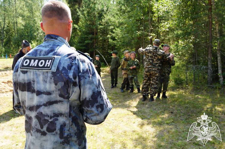 В Ивановской области росгвардейцы стали почетными гостями на военно-спортивных сборах «Клещёвские зори 2023»