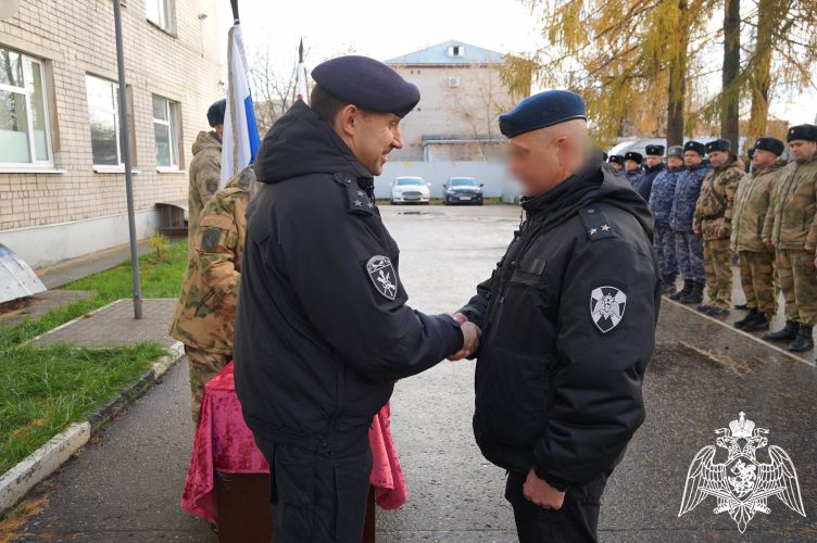 В Иванове спецназовцам Росгвардии - участникам СВО вручены государственные награды