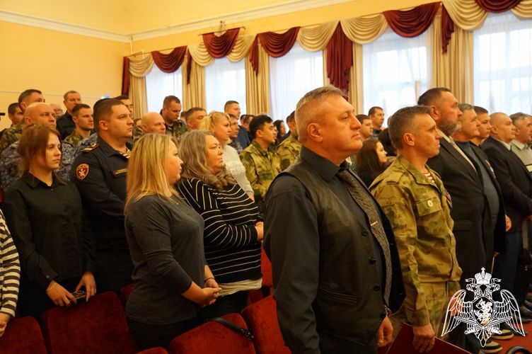 В Иванове состоялось торжественное собрание, посвященное Дню ветерана войск правопорядка