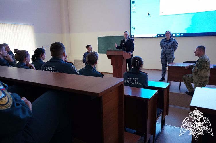 В Иванове офицеры Росгвардии рассказали о престиже службы в рядах ведомства