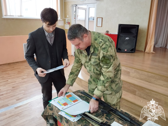 В Иванове представители Росгвардии рассказали школьникам о блокаде Ленинграда