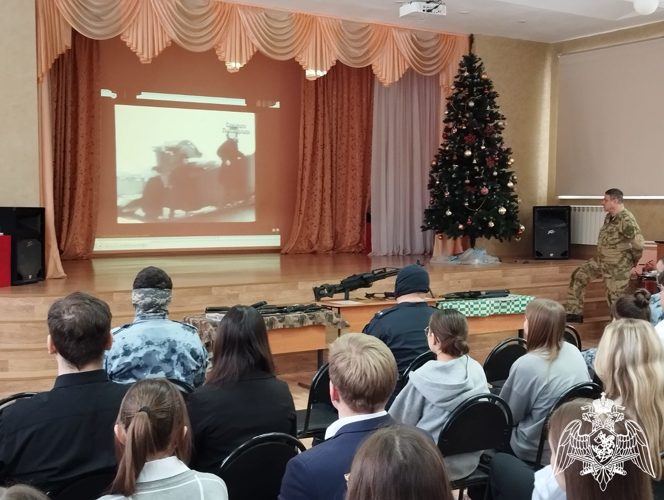 В Иванове представители Росгвардии рассказали школьникам о блокаде Ленинграда