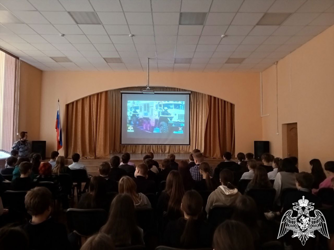 В Иванове школьникам рассказали о профессии военного психолога