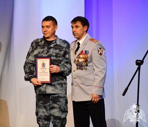 В Иванове сотрудников и военнослужащих Росгвардии поздравили с Днем защитника Отечества