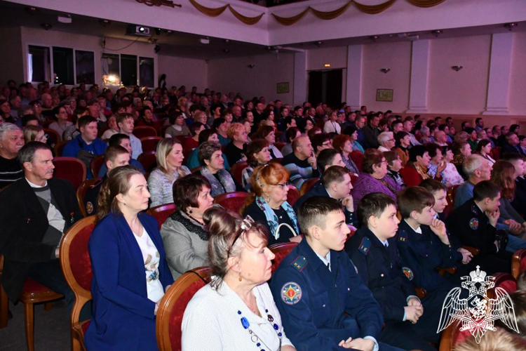 В Иванове сотрудников и военнослужащих Росгвардии поздравили с Днем защитника Отечества