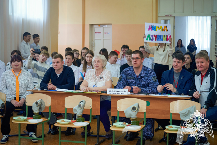Офицеры Росгвардии приняли участие в проведении военно-патриотических соревнований среди школьников