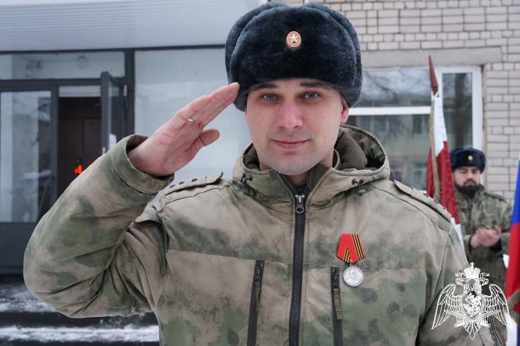 В Иванове сотрудникам Росгвардии вручили государственные награды