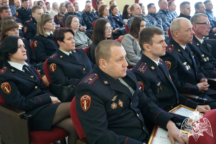 55 -летие образования службы отметили в Иванове сотрудники лицензионно-разрешительной работы управления Росгвардии
