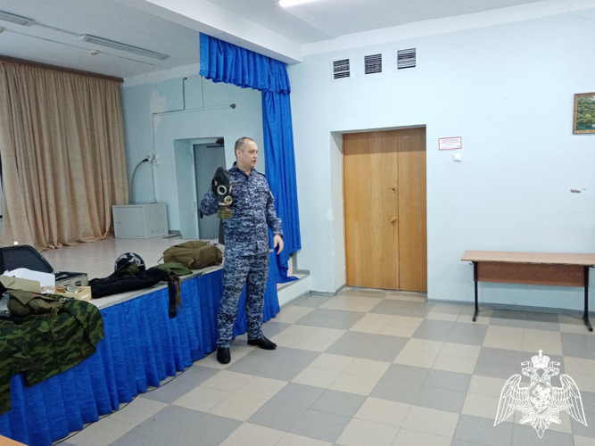 Росгвардейцы проводят уроки мужества для ивановских школьников