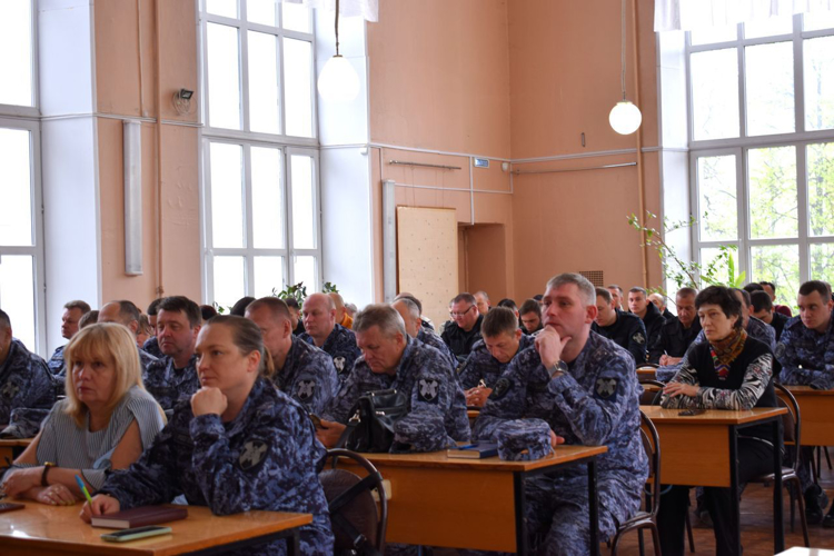 Росгвардейцы приняли участие в просветительском мероприятии общества «Знание»
