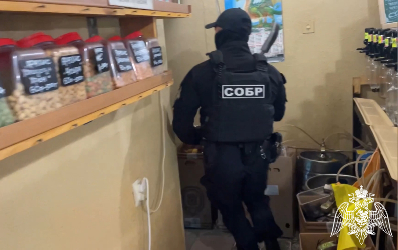 При содействии спецназа Росгвардии пресечена деятельность подпольного игорного заведения в Иванове