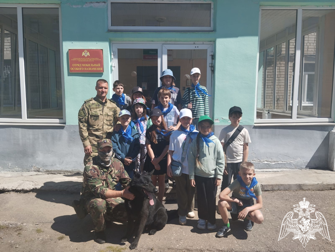 Юные ивановцы провели "Каникулы с Росгвардией"