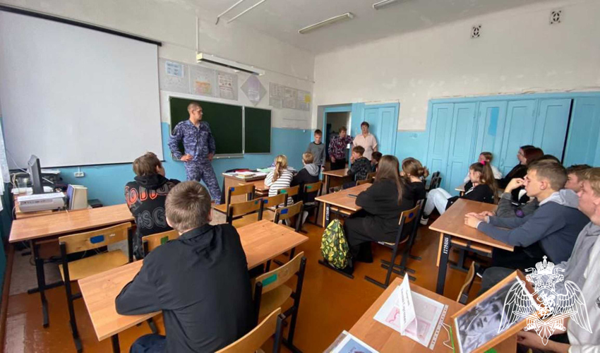 В Ивановской области сотрудник Росгвардии провел комплекс мероприятий, посвященных Дню воинской славы России