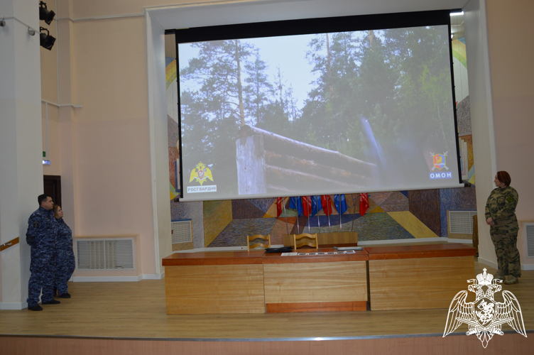 О перспективах службы в Росгвардии рассказали студентам-медикам в Иванове