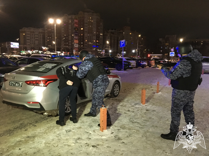 Росгвардейцы задержали находившегося в розыске жителя Фурманова