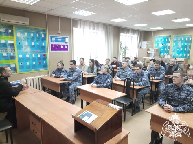 В Иванове росгвардейцы обсудили роль Русской Православной Церкви в годы Великой Отечественной войны