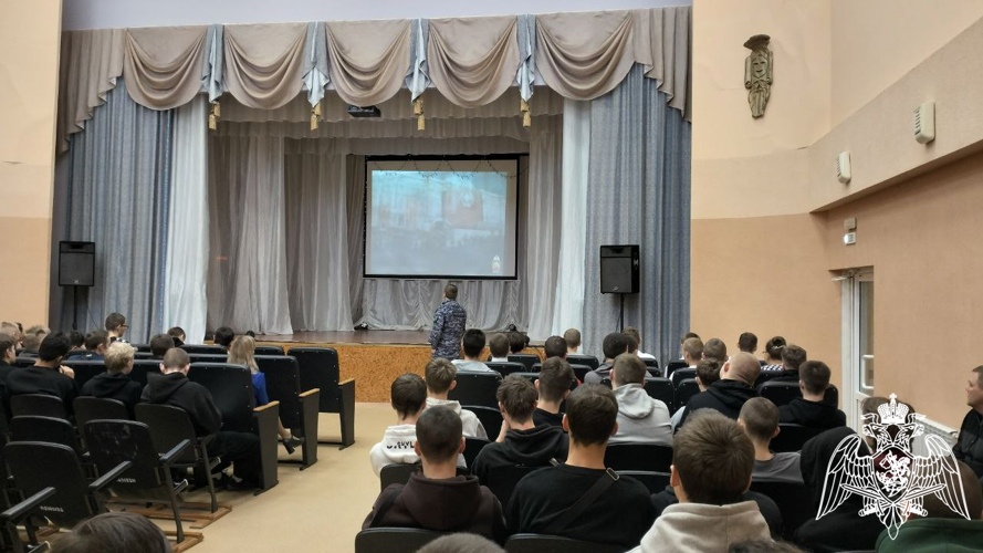 Росгвардия продолжает проводить профориентационные мероприятия для студентов Ивановской области