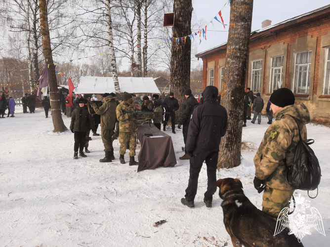 Бойцы ивановского СОБР "Сумрак" стали почетыми гостями на военно-патриотическом слёте "Зарница"  