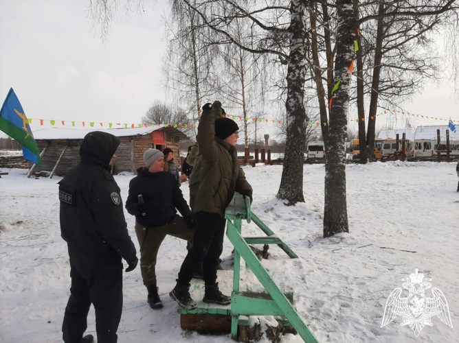 Бойцы ивановского СОБР "Сумрак" стали почетыми гостями на военно-патриотическом слёте "Зарница"  