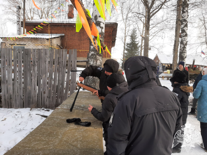Бойцы ивановского СОБР "Сумрак" стали почетыми гостями на военно-патриотическом слёте "Зарница"  
