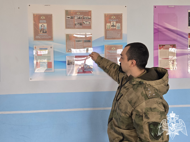 В Иванове представители Росгвардии продолжают знакомить учащихся образовательных заведений с ведомственными ВУЗами