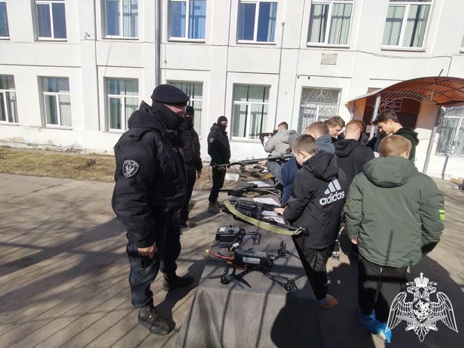 Офицеры ивановского СОБР "Сумрак" приняли участие в военно-патриотической игре "Зарница"