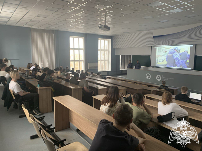 Росгвардейцы провели профориентационные встречи с ивановскими студентами