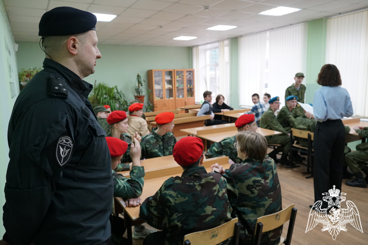 Росгвардейцы выступили судьями на городской военно-спортивной эстафете в Иванове