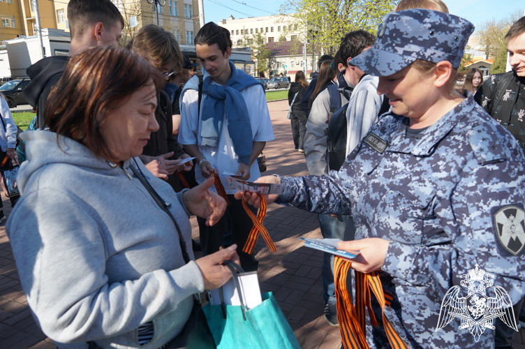 Акцию «Георгиевская ленточка» поддержали росгвардейцы в Иванове