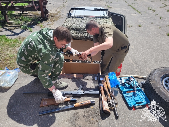 Росгвардия передала бойцам на СВО очередную партию сданного жителями Ивановской области оружия