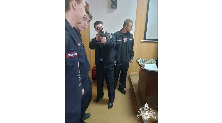 Экскурсия на базе ОМОН "Спарта" проведена для студентов в Иванове