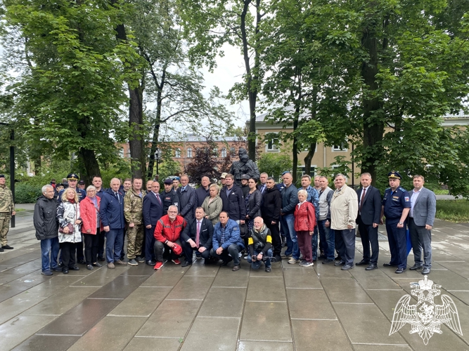 В Иванове личный состав и ветераны регионального Управления Росгвардии почтили память ветеранов боевых действий  