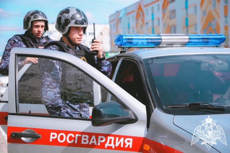В Иванове росгвардейцы задержали гражданку не желавшую платить за парфюм