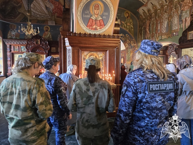 Росгвардейцы приняли участие в праздничном Богослужении в день Успения Пресвятой Богородицы в Иванове