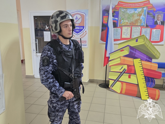 В Иванове сотрудники Росгвардии приняли участие во всероссийских учениях по антитеррористической защищенности объектов образования