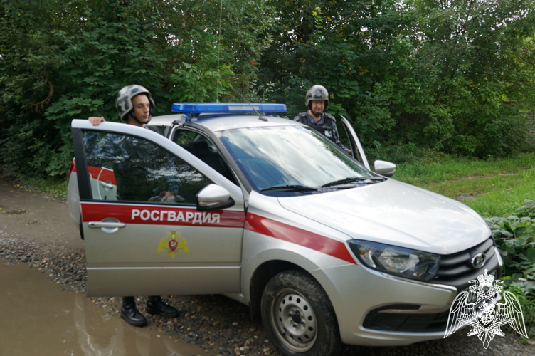 Росгвардейцы задержали подозреваемого за кражу в гипермаркете