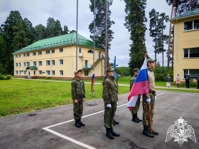 Росгвардейцы приняли участие в закрытии военно-спортивных сборов "Клещевские зори-2025"