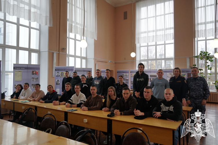 В День белых журавлей ивановские росгвардейцы приняли участие в патриотическом мероприятии