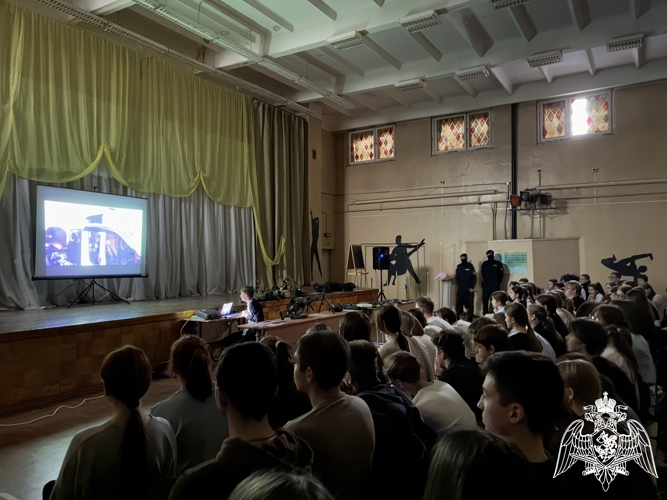Патриотические и профориентационные мероприятия проводят росгвардейцы для юных жителей Иванова и области