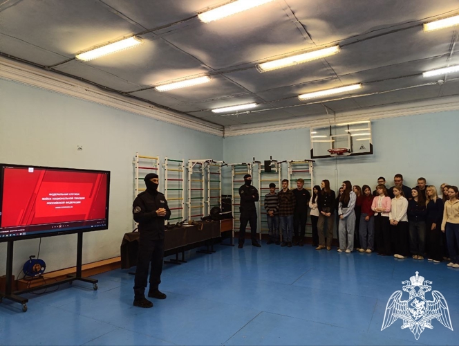 Патриотические и профориентационные мероприятия проводят росгвардейцы для юных жителей Иванова и области