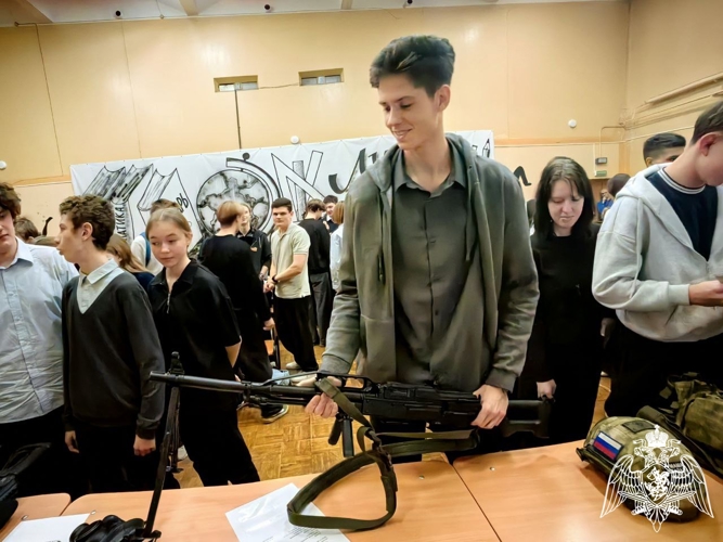 Патриотические и профориентационные мероприятия проводят росгвардейцы для юных жителей Иванова и области